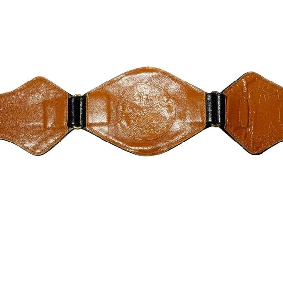 Womens Vintage 1980s Black Leather wide Statement Belt Gold Medallion Size XS - Picture 10 of 12